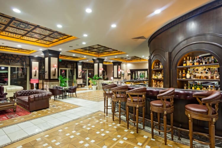 Montgomerie Club House